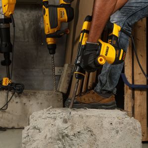 Rotopercutor D25333K SDS-plus 3.7kg 3.5J 5200bpm 950W DEWALT