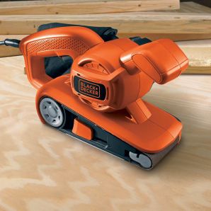 Slefuitor cu banda KA86 abraziv 75x457mm viteza lucru 206m/min 720W BLACK&DECKER