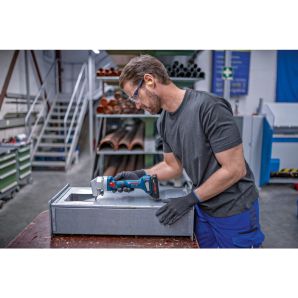 Foarfeca tabla acumulator GNA 18V-16 E poanson-matrita Gmax-1.6mm 18V/2x4.0Ah BOSCH