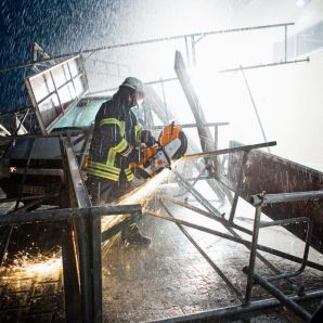 Debitator manual TS420 motor termic disc 350x20mm h 125mm 4880rpm 4.4CP/3.2kW benzina amestec STIHL