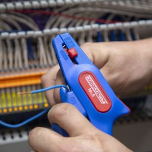 Cleste dezizolat cabluri cu autoreglaj 0.2-6.0 mmp numarul 5 WEICON