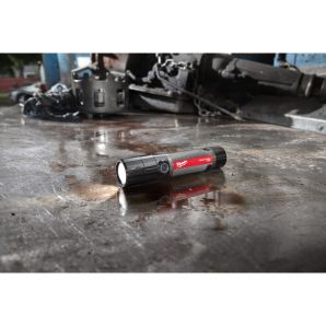 LANTERNA LED CU ACUMULATOR L4FMLED-201 4V 800 LUMENI MILWAUKEE