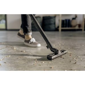Aspirator WD 2 PLUS utilizare uscat-umed volum 12L vacuum 210mbar clasa L curatare manuala 1000W KARCHER