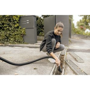 Aspirator WD 2 PLUS utilizare uscat-umed volum 12L vacuum 210mbar clasa L curatare manuala 1000W KARCHER