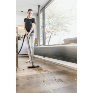 Aspirator WD 2 PLUS utilizare uscat-umed volum 12L vacuum 210mbar clasa L curatare manuala 1000W KARCHER