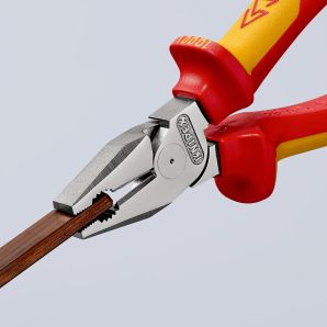 CLESTE COMBINAT IZOLAT 1000V 180 MM MANER BIMATERIAL HEAVY DUTY KNIPEX