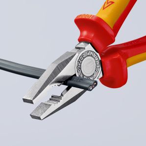 CLESTE COMBINAT IZOLAT 1000V 200 MM MANER BIMATERIAL KNIPEX ZE