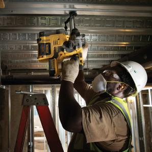 Rotopercutor cu acumulator DCH273P2 SDS-plus 2.5kg 2.1J 4600bpm 18V/2x5.0Ah DEWALT