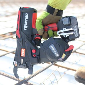 MASINA LEGAT FIER BETON RB443T DE LA 20 - 44 MM MAX