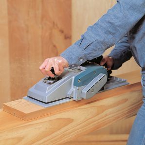 Masina rindeluit manual 1806B latime-170mm adancime aschiere-2.0mm 1200W MAKITA