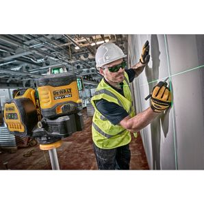 Nivela laser cu linii DCE089NG18 raza lucru 35m - 50m fascicul verde mod orizontal/vertical 12V/solo DEWALT