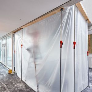 Suport telescopic STE300 pentru panouri lemn/rigips H 1700-3000mm capacitate 350-110kg BESSEY